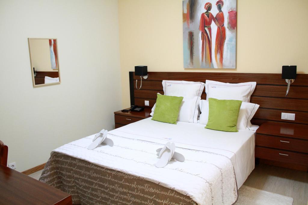 Bed and Breakfast Mindelo Residencial Екстер'єр фото